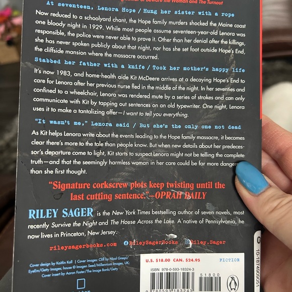 The Only One left by Riley Sager ⭐️⭐️⭐️⭐️⭐️ - Picture 2 of 2